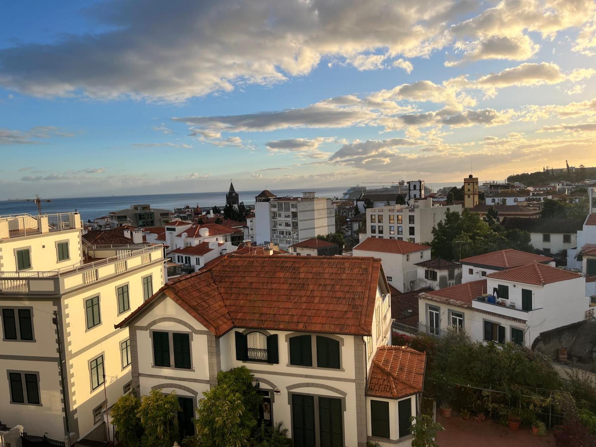 Luxury View Apartment Funchal Buitenkant foto
