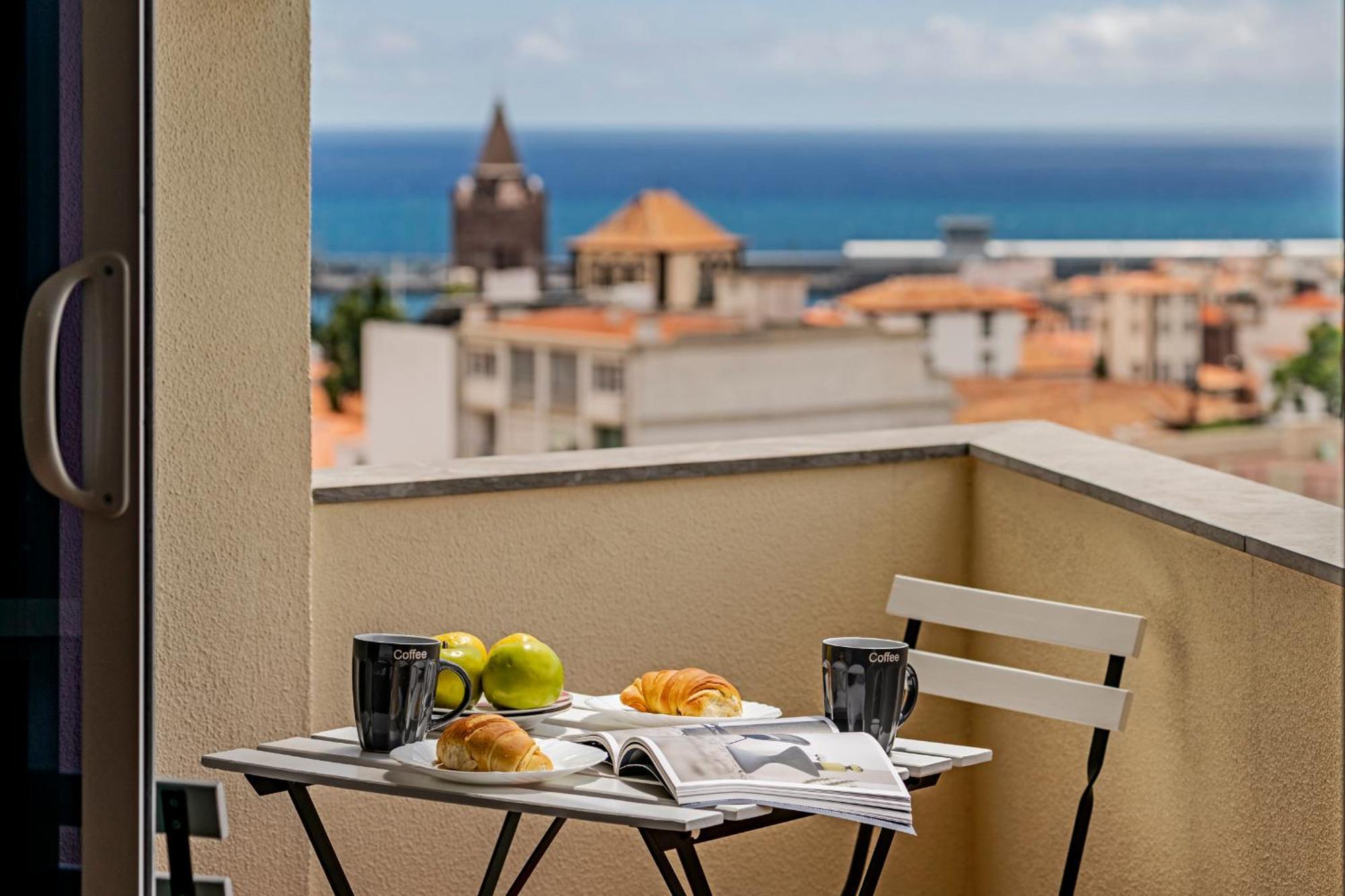 Luxury View Apartment Funchal Buitenkant foto